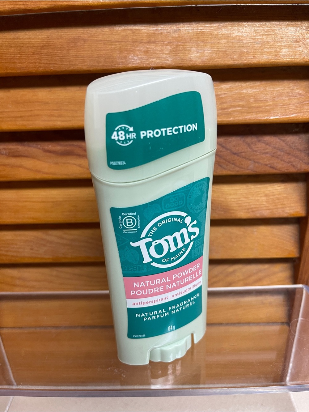 Toms Natural Powder Antiperspirant Deodorant - 64g.
